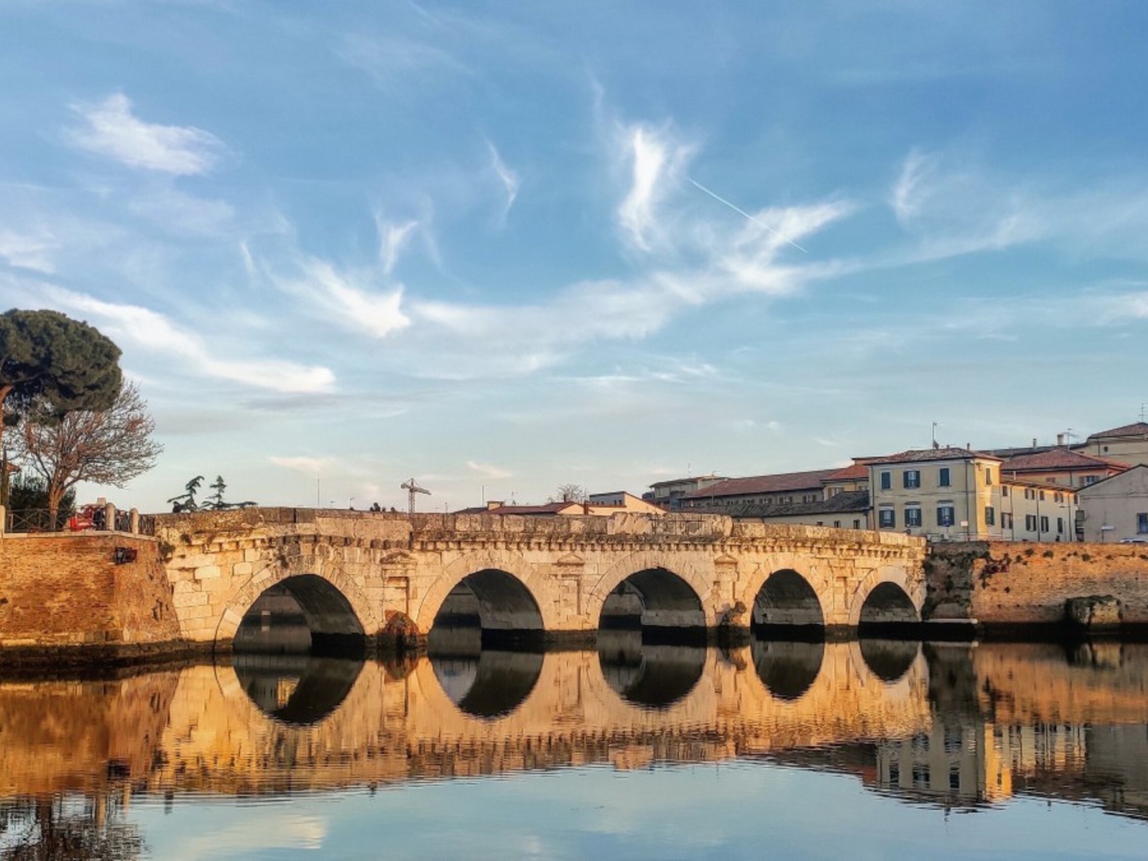 Ponte di Tiberio a Rimini, uno dei simboli storici più iconici della città